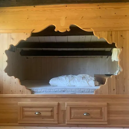 Beautiful Place Among Forests And Fields In A Good Old Style Casa de Férias Eggedal