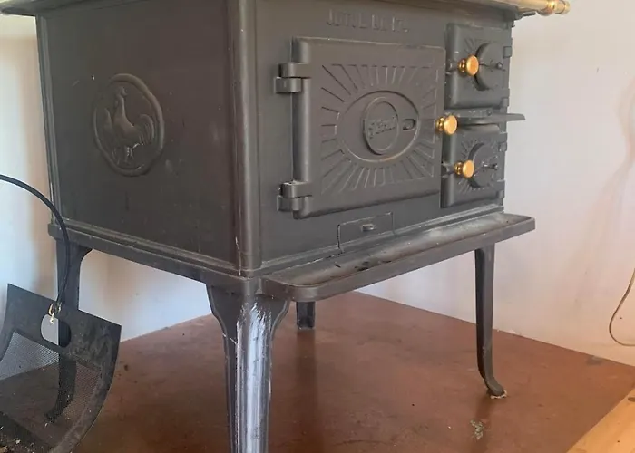 Semesterbostad Beautiful Place Among Forests And Fields In A Good Old Style